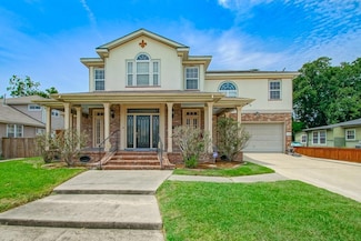 5132 Arts St, New Orleans, LA 70122