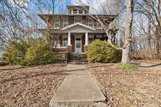 1303 N Grant Ave, Springfield, MO 65802
