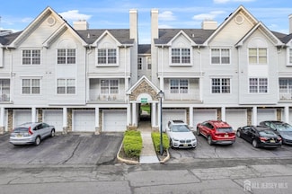 98 Prestwick Way, Edison, NJ 08820