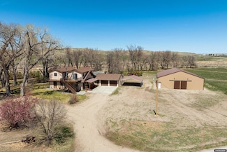 8498 Cemetery Rd, Lingle, WY 82223