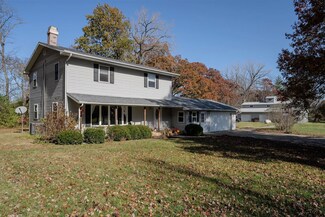 7773 Carl Springs Rd, Wapella, IL 61777