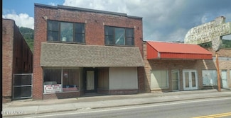 311 S Main St, Rocky Top, TN 37769