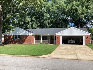16 Ridgewood Pkwy, Newport News, VA 23608