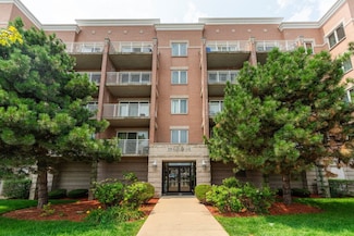 3258 N Harlem Ave Unit 205, Chicago, IL 60634