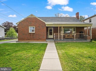 28 Atlantic Dr, Hagerstown, MD 21742