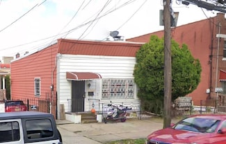 3366 11th St, Astoria, NY 11106