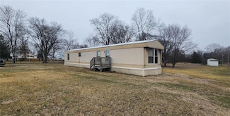 5208 Walsh Rd, Walsh, IL 62297