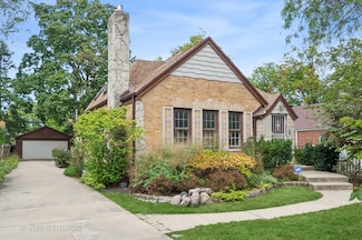 6888 N Tonty Ave, Chicago, IL 60646