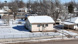 1313 Fir St, Perry, OK 73077