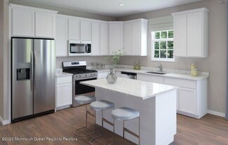 15 Osteria Rd, Monroe, NJ 08831