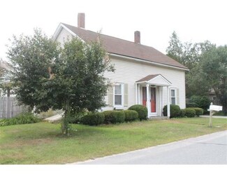 21 Snell St, Fiskdale, MA 01518