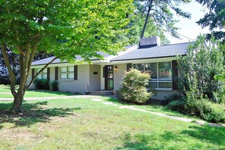 2700 Wilson Ln, Raleigh, NC 27609