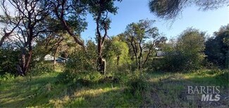 13577 Sonoma Ave, Clearlake, CA 95422