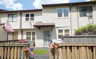 198A Pierce St, Staten Island, NY 10304