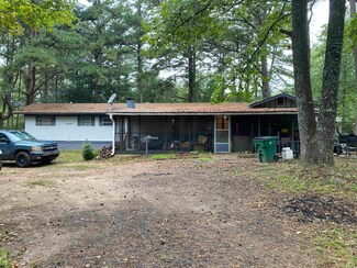 424 Lakeshore Dr, Greers Ferry, AR 72067