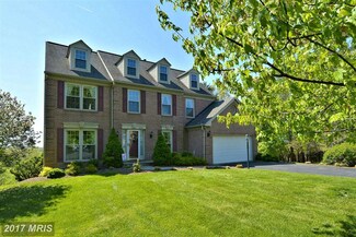 6758 Gray Post Ct, Centreville, VA 20121