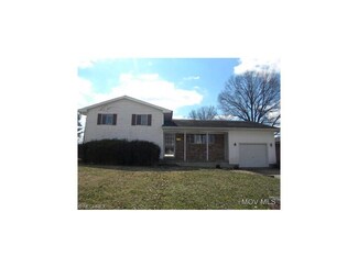 512 Flinn Ave, Ravenswood, WV 26164