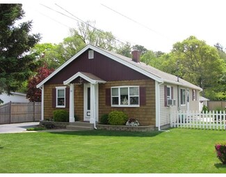 12 Main Ave, Wareham, MA 02538
