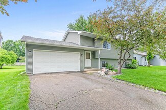 5656 W 137th St, Savage, MN 55378