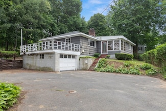 14 Forty Steps Ln, Nahant, MA 01908