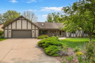 14775 Hyland Dr, Brookfield, WI 53005