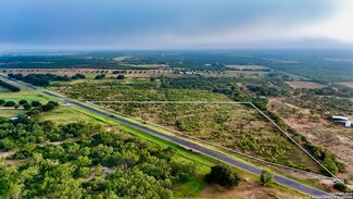 TRACT 3 Texas 173, Devine, TX