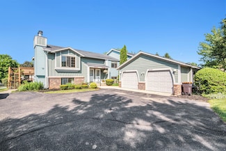 5049 Stauffer Ave SE, Grand Rapids, MI 49508