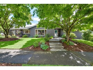 601 W 37th St, Vancouver, WA 98660