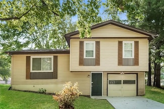 1109 NE Columbus St, Lees Summit, MO 64086