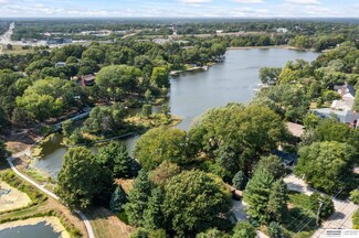 6911 E Shore Dr, Lincoln, NE 68516