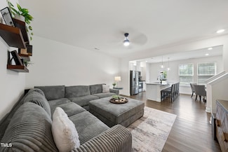 93 Begonia St, Angier, NC 27501