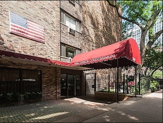 3620 N Pine Grove Ave Unit 307, Chicago, IL 60613