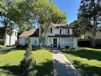 6867 Gaston Ave, Dallas, TX 75214