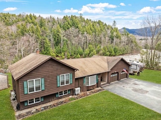 113 Glen Rd, Gorham, NH 03581