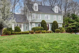 8 Stockwell Ln, Southborough, MA 01772