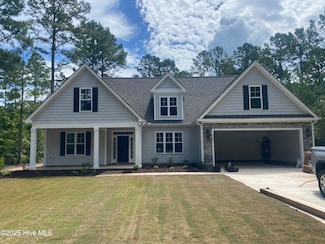 255 White Oak Bluff Rd, Stella, NC 28582