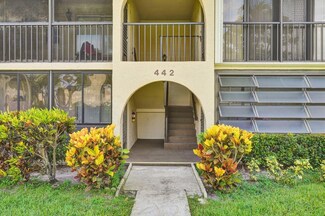 442 Pine Glen Ln Unit B-2, Greenacres, FL 33463