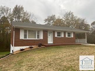 301 Marrowbone Cir, Ridgeway, VA 24148