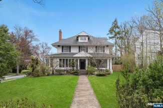 77 Highwood Ave, Tenafly, NJ 07670