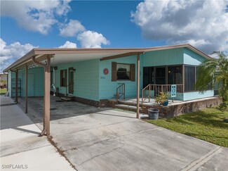 9232 Caloosa Dr, North Fort Myers, FL 33903
