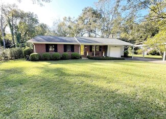 2124 Atchena Nene, Tallahassee, FL 32301
