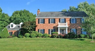 113 Fireside Dr, Canonsburg, PA 15317