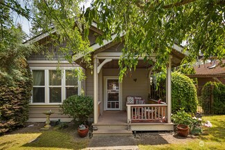 71 Nesting Place Ln Unit B, Friday Harbor, WA 98250