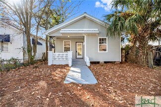1005 Wolf St, Savannah, GA 31401