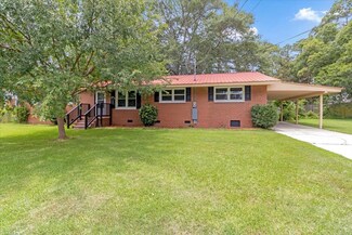 1107 Pehler Dr, Tifton, GA 31794