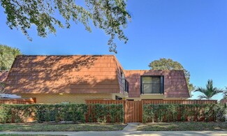 103 Buttonwood Ln, Boynton Beach, FL 33436