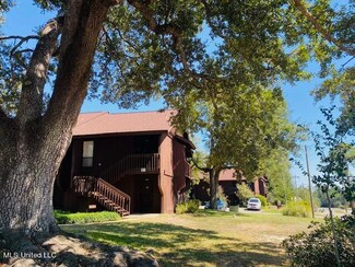 225 Molokai Village Unit G, Diamondhead, MS 39525