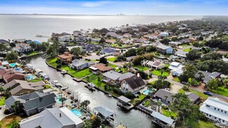 1114 Park Ln, Gulf Breeze, FL 32563