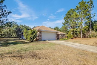 8180 Shooter Ln, Laurel Hill, FL 32567