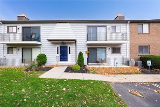 8 High Gate Trail, Fairport, NY 14450